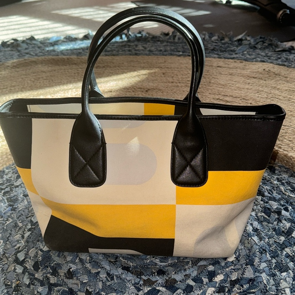 LABOR DAY SALE!! EVEN BETTER BALLY TOTE IS IN FUN CANVAS PRINT W. LEATHER STRAPS